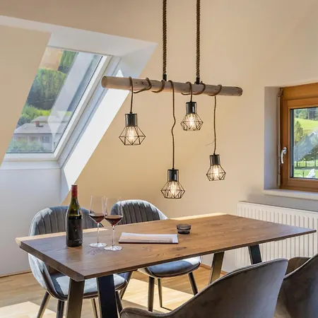 Dorfplatzl Apartment Hohentauern